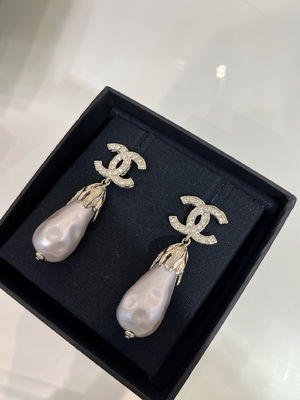 18K High End Gold Earrings Feather Pearl Earrings With Full Diamonds