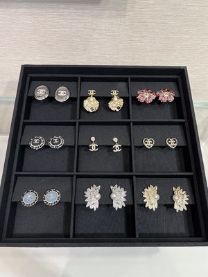 Brass Non Pierced Earrings Luxury Clip On Earrings Anti Allergy For Women