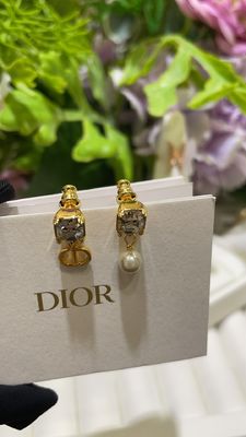 Golden CD Pearl Earrings with 10mm Rectangular Diamond Studs