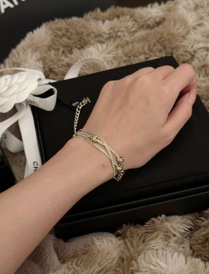 Sophisticated Snake Chain Choker Light Gold Silver Color With 5 Flowers