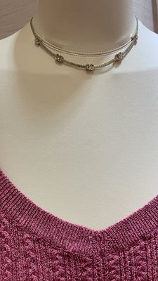 Sophisticated Snake Chain Choker Light Gold Silver Color With 5 Flowers
