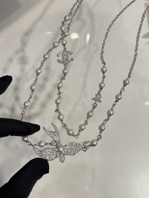 Silver Bird Crystal Pearl Necklace With Double C Design 90-100cm Adjustable Length