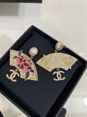 Classic Style Enamel Hoop Earrings Enamel Stud Earrings In Gold