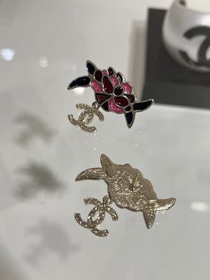 Chan** 18K Gold plated Enamel Double C Earrings 2025A.New collection Earrings