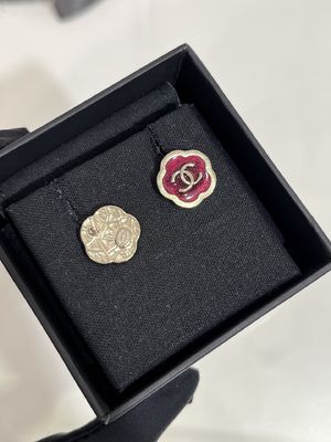 25A Gold Double C Red Enamel Stud Earrings 18K Plated