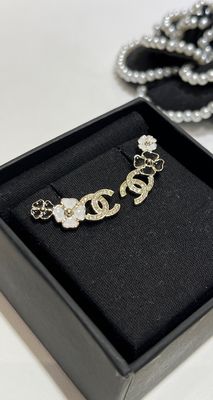 Enamel Four-Leaf Clover Camellia Diamond Earrings 18K Gold Plated