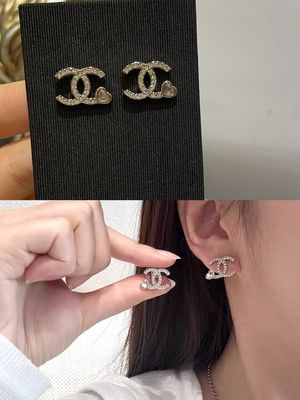 Double C Gold Chandelier Earrings Lightweight Luxury Earrings With White Diamonds 1-2cm