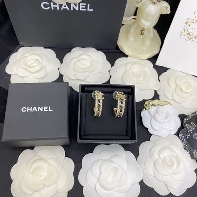 Hypoallergenic CC Logo Earrings Luxury Gold Hoop Earrings With 148 Pieces Diamonds