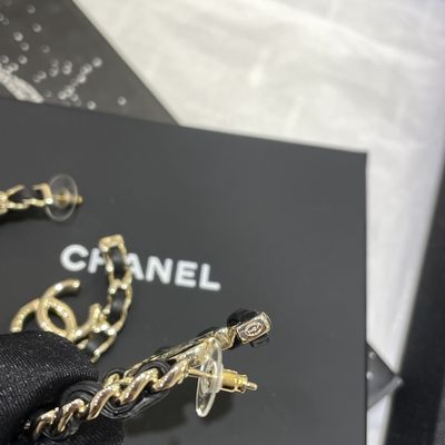 Chan*l-Inspired Luxury Earrings with Lambskin Leather and Double C Design in Light Gold and Black 15-18mm Size