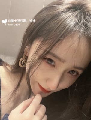 Heart shaped Double C Earrings 15-20mm Size hollow