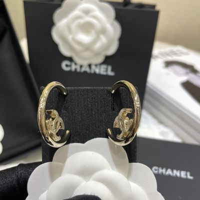 18K Copper Luxury Earrings For Women Smooth Surface Luxury Fashion Earrings