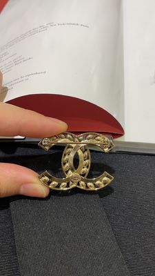 Double C Wheat Sheaf Brooch Light Gold Handmade With Diamond