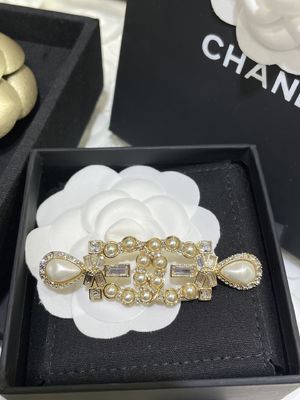 Beautiful Diamond Silver Brooch High End Brooch Sophisticated
