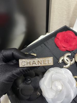 Beautiful Diamond Silver Brooch High End Brooch Sophisticated