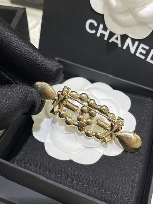 Beautiful Diamond Silver Brooch High End Brooch Sophisticated