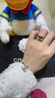 Floral Edge Black Enamel Ring Brass Double Feature C Ring Classic For Engagement