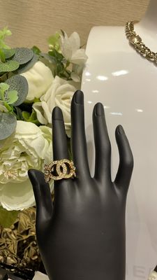 Lightweight Daily Use Diamond Ring 18k Gold Plated Long Lasting Custom Rings For Women
