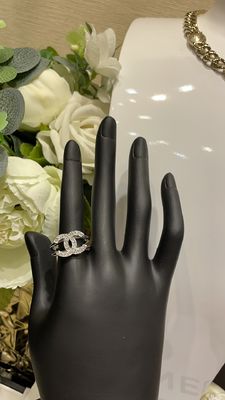 Lightweight Daily Use Diamond Ring 18k Gold Plated Long Lasting Custom Rings For Women