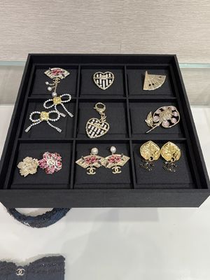Gold-Tone Fully Crystal-Studded Luxury Brooch with 1 Year Warranty and Elegant Peach Design