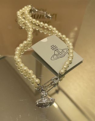 Vivienn* Westwo*d Full-Rhinestone Saturn Brooch Necklace with Swarovsk* Pearl and 18K Gold Plated Chain,Silver Color Saturn Brooch