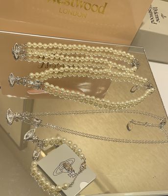 Vivienne Westwo*d Saturn Pin Pendant Necklace with Full Swarovsk* Diamond 18 Inches Anti-Allergy Brass Luxury Statement Necklace