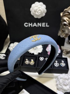 Hair Clip.French Style Denim Headband with Double C Logo - Trendy Hair Clip for Women