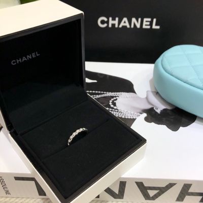 Custom-made 925 Silver Ring with Mini Quilting Pattern in Narrow Version Available in Sizes 5-6-7-8