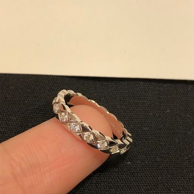 Custom-made 925 Silver Ring with Mini Quilting Pattern in Narrow Version Available in Sizes 5-6-7-8