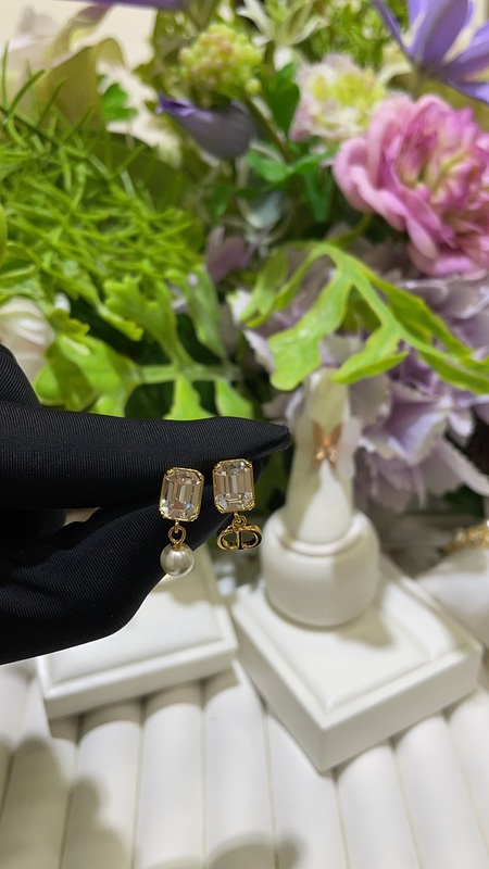 Golden CD Pearl Earrings with 10mm Rectangular Diamond Studs