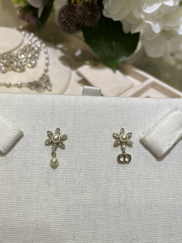Gold Sunflower CD Pearl Drop Earrings 8mm Mini Size Luxury Earrings For Daily Wear
