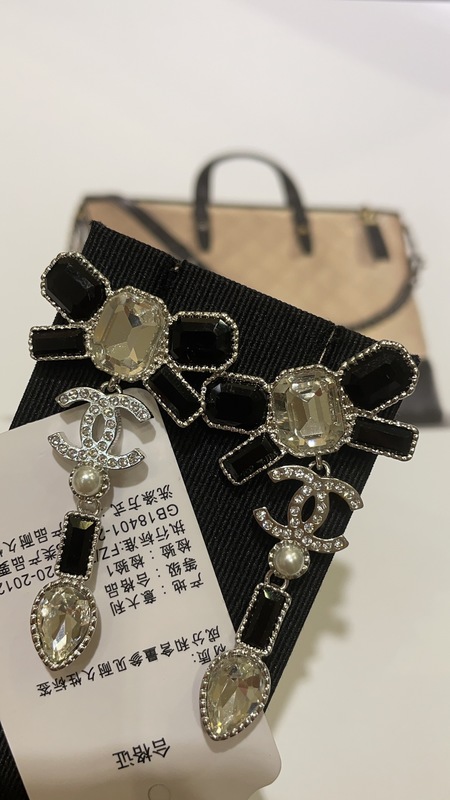 23K Black White Gem Bow Double C Pearl Drop Earrings