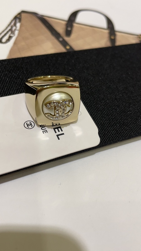 Elegant Full-Rhodium-Plated Light Gold Double C Ring with Swarovsk* Pearl for Formal Wear