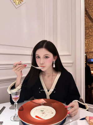 Quality 18K High End Gold Earrings Feather Pearl Earrings With Full Diamonds factory