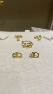 Quality New collection CD Alphabet pearl  Fashion women earrings factory