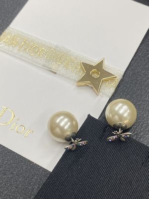 Quality Di*r luxury fashion earrings women earrings.Top quality.Year 2025 New Collection Anti-Allergy.CD earring collection factory