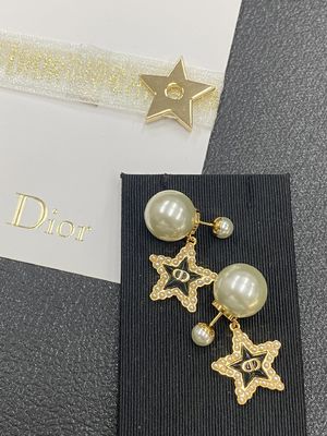Quality Di*r luxury fashion earrings women earrings.Top quality.Year 2025 New Collection Anti-Allergy.CD earring collection factory