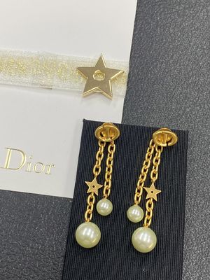 Quality Di*r luxury fashion earrings women earrings.Top quality.Year 2025 New Collection Anti-Allergy.CD earring collection factory