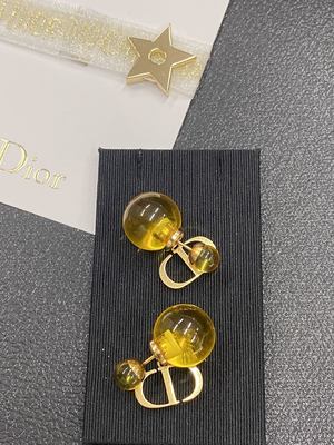 Quality Di*r luxury fashion earrings women earrings.Top quality.Year 2025 New Collection Anti-Allergy.CD earring collection factory