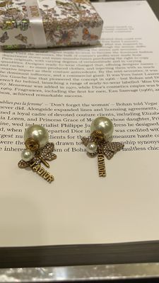 Quality Luxury Double-Ball Earrings with Swarovsk* Pearls factory