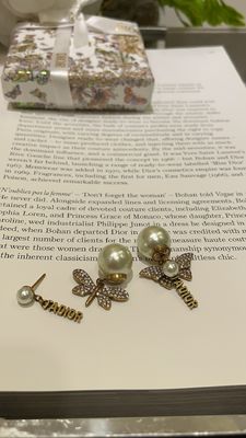 Quality Luxury Double-Ball Earrings with Swarovsk* Pearls factory