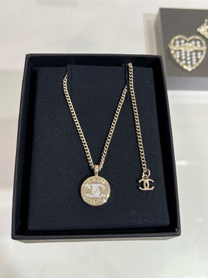 Quality Classic Luxury Brass Necklace Fashionable High Durability 18 gold plated Necklace factory