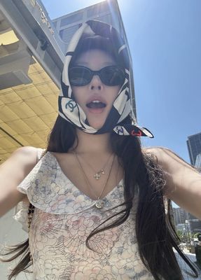 Quality Silver High End Jewelry Necklaces Full Diamond Double C Gold Coin Clasp Necklace factory