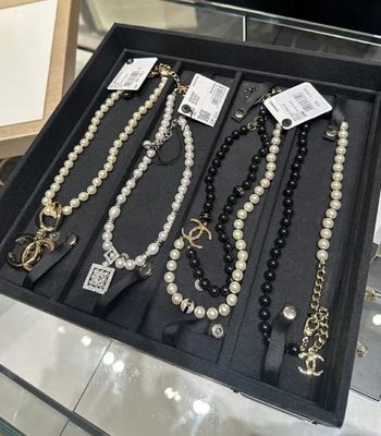 Quality Elegant Design Crystal Pearl Necklace Luxury Necklaces With Copper Chain factory