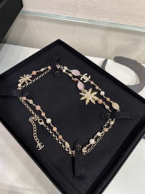 Quality Sunflower Full Drill Pink Crystal Pendant Necklace 70-75cm Length Innovative Luxury Necklaces factory