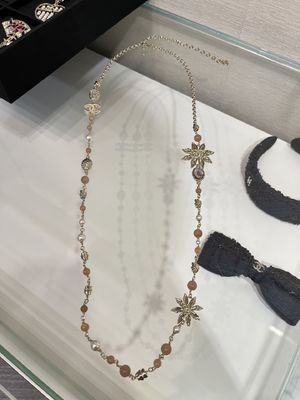 Quality Sunflower Full Drill Pink Crystal Pendant Necklace 70-75cm Length Innovative Luxury Necklaces factory