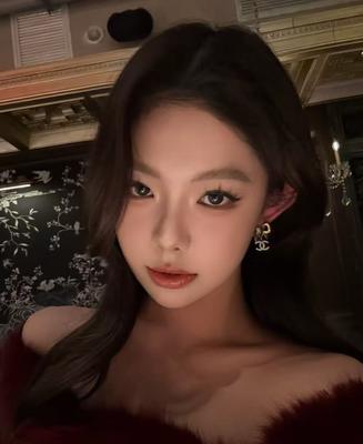 Quality 24K Gold Bow Silver Full-Diamond Double C Earrings 10mm factory