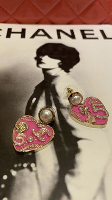 Quality Pink Diamond Luxury Designer Earrings Anti Allergy Aesthetic Gold Luxury Earrings factory