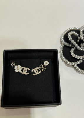 Quality Enamel Four-Leaf Clover Camellia Diamond Earrings 18K Gold Plated factory