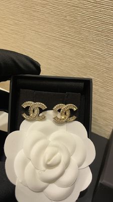 Quality Versatile Style Gold Luxury Earrings Double C Stud Earrings With Diamond Accents factory