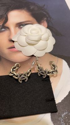 Quality Exquisite Luxury Jewelry Earrings Luxury Diamond Stud Earrings With Contemporary Look factory